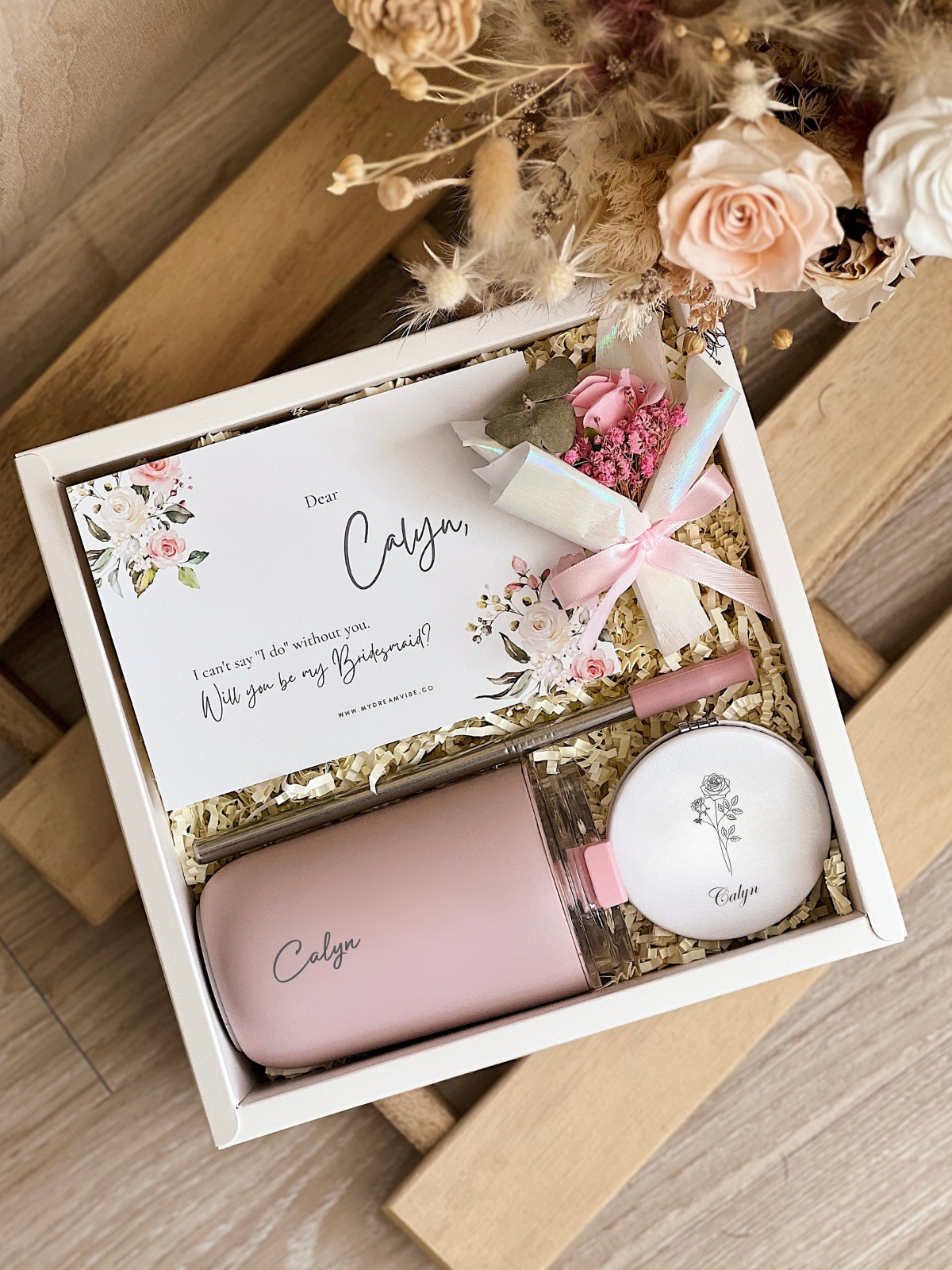 [4 - 10 Bridesmaids Package] : 280ml Double Wall Coffee Cup with Straw and PU Leather Mirror in White PVC Box